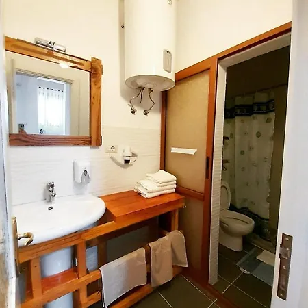 Guest house At Pikotiko's - For Rent Korce
