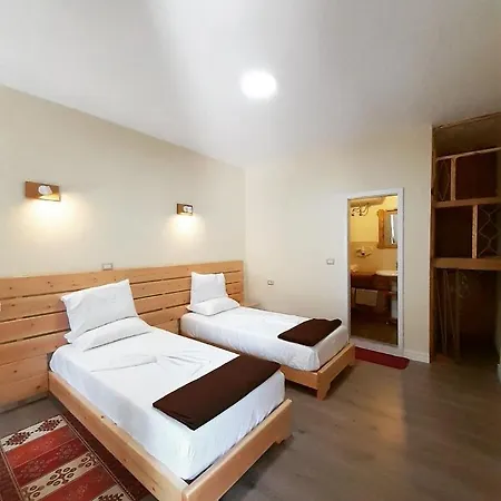 At Pikotiko's - For Rent Guest house *