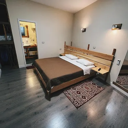 At Pikotiko's - For Rent Guest house *