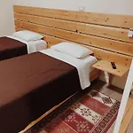 Gæstehus At Pikotiko's - For Rent Korce