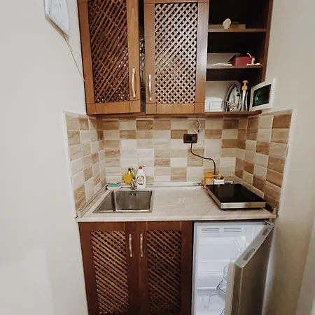 Pensión At Pikotiko's - For Rent Korce