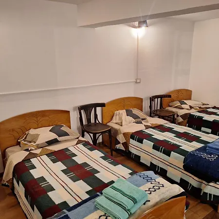 At Pikotiko's - For Rent Pensión Korce