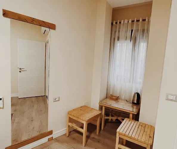 At Pikotiko's - For Rent Гостевой дом