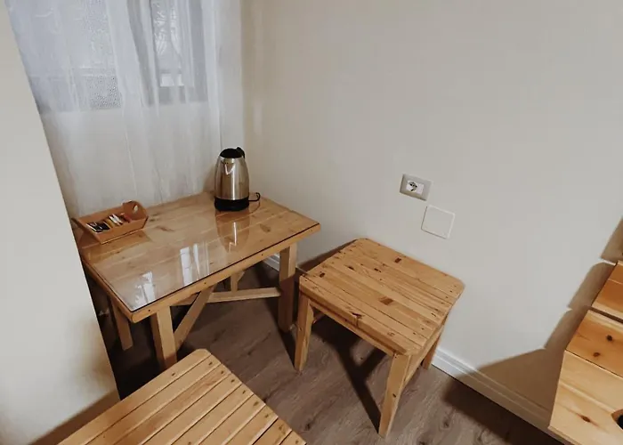 At Pikotiko's - For Rent Гостевой дом Корча
