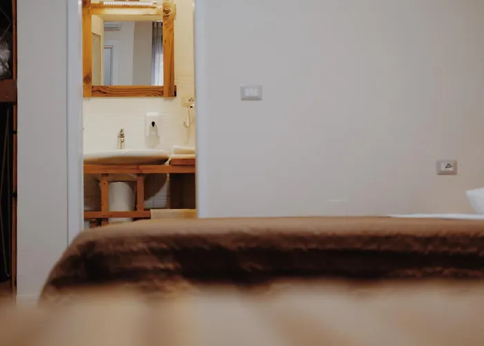 At Pikotiko's - For Rent Гостевой дом Корча